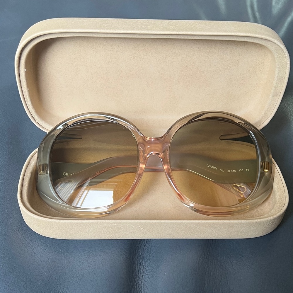 Chloe Oversized Round Sunglasses in Brown Gradient with Gold Accents